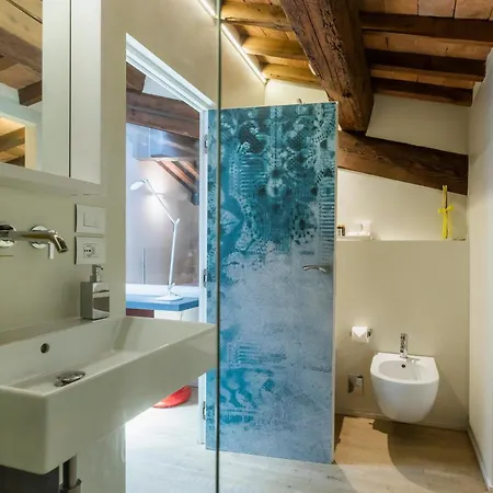 Le Residenze A - Residenza Covoni In The Historical Center Of Apartment *