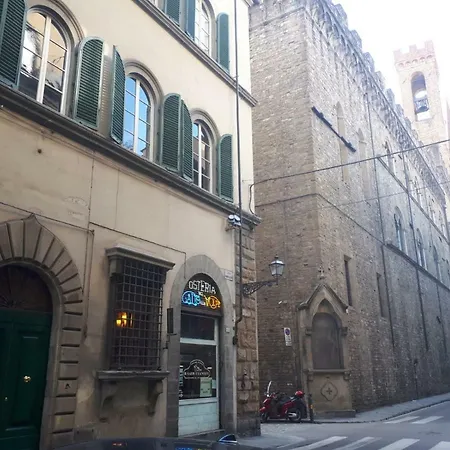 Le Residenze A - Residenza Covoni In The Historical Center Of Apartment